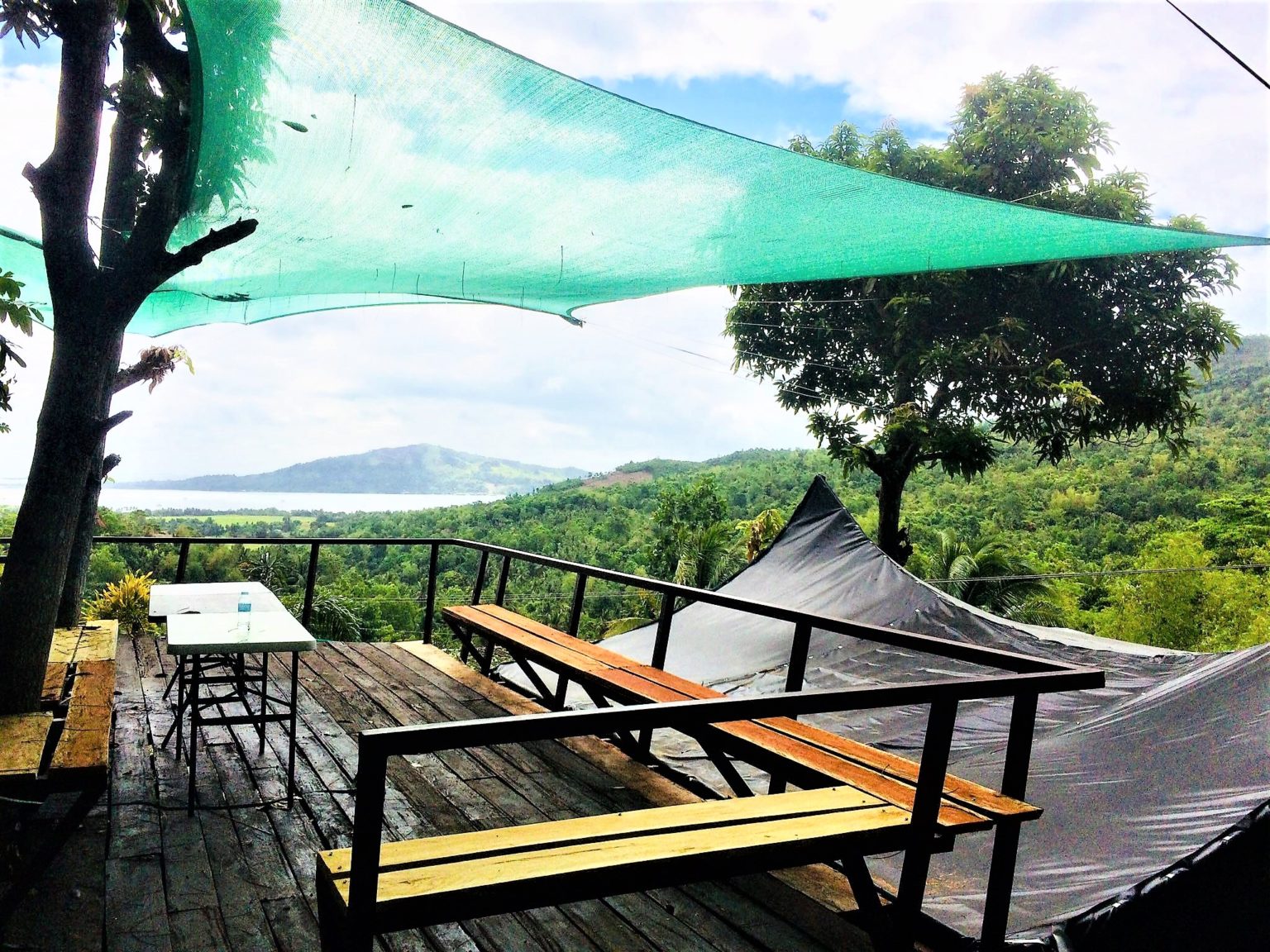 Le Art De Cafe stopover in Barotac Viejo People's Domain