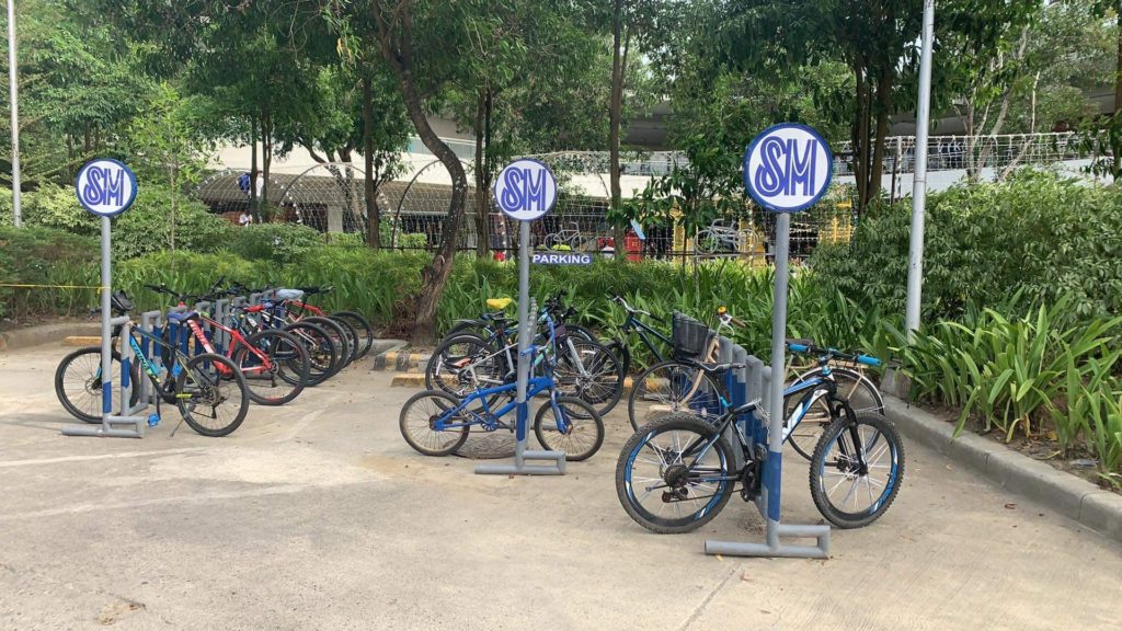 SM-City-Iloilo-Bike-Parking